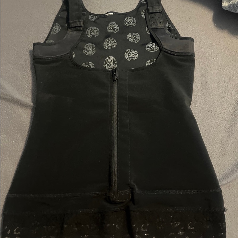 Body shape Colombia faja